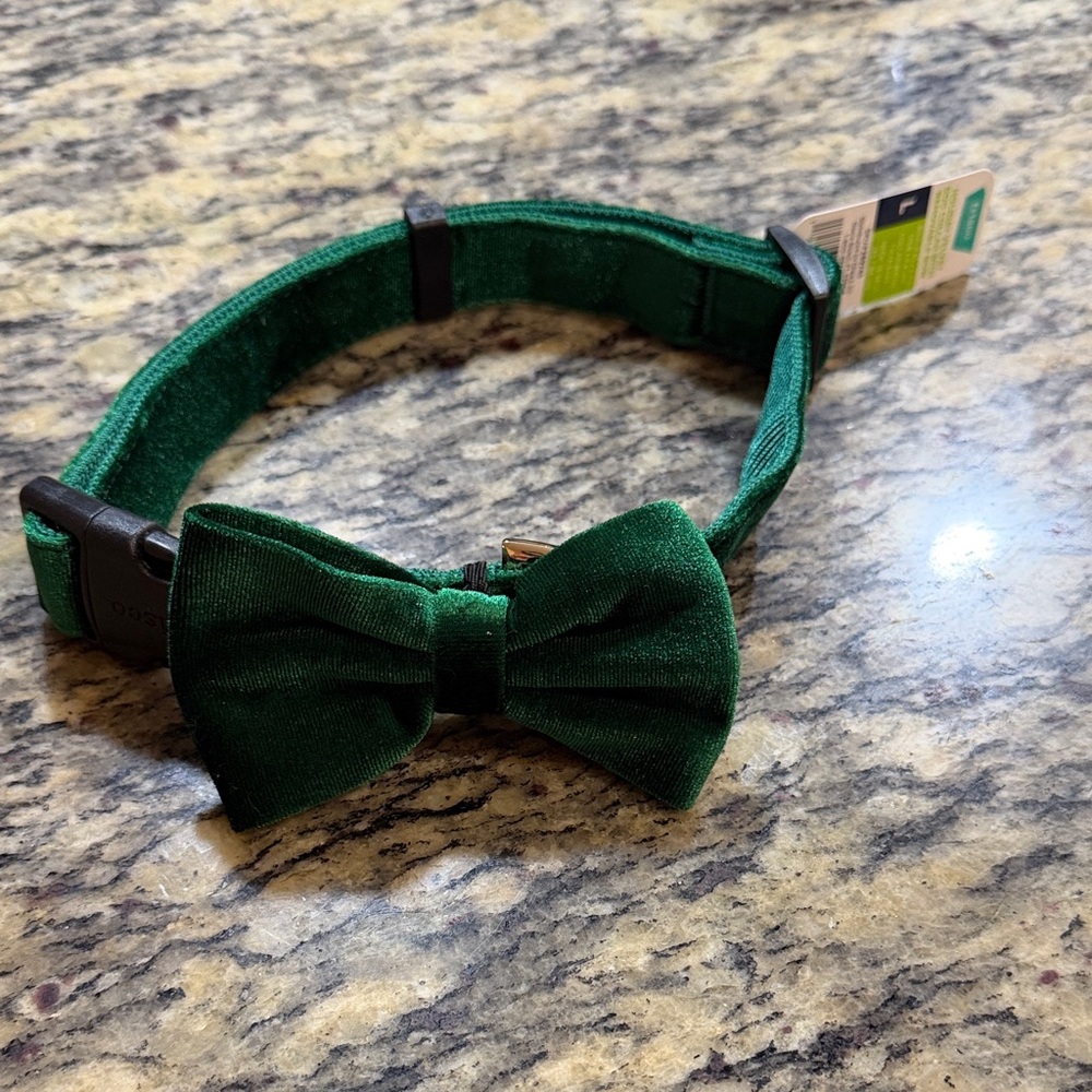 Luxurious Velvet Green Dog Collar with Bow Tie